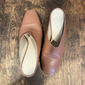 Everlane Leather Mule. Made in Italy.